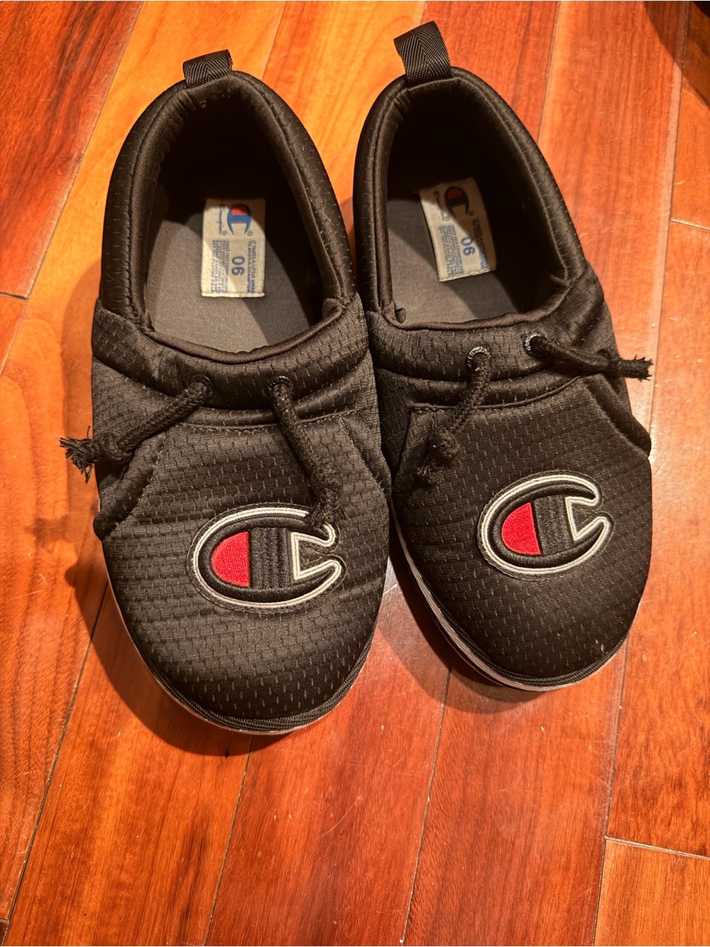 Champion Kids 6Y Black Hoodie Sneaker Slip-On Athletic Shoes Slippers